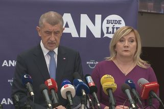 „Naši na ně klekli.“ Rakušan připomněl známou kauz...